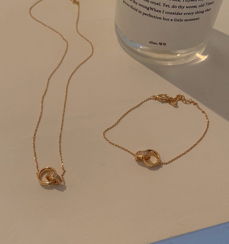 Double Circle Interlocking Infinity Necklace Rose Gold Dainty NecklaceEveryday NecklaceSimple Minimal Design