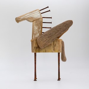 Pegaso original de madera flotante hecho a mano, arte costero, arte recuperado, escultura de madera flotante, arte animal rústico, arte reciclado, regalo único reciclado