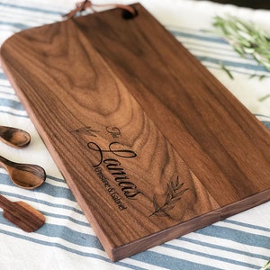 Personalized Cutting Board, Walnut Cutting Board,  Customized Charcuterie Board, Custom Engraved, Housewarming gift, Anniversary gift