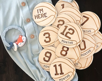 Baby Milestone Signs, Basketball theme, Wooden Monthly Markers, Baby Shower Gift, Baby Photo prop, Engraved Baby Discs, Set of 14 discs