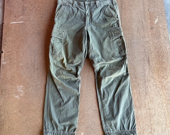 Pantaloni cargo tattici militari UNIQLO Utility, taglia M, marca giapponese.