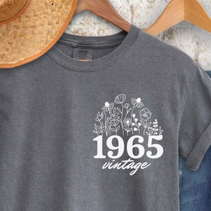 Comfort Colors Shirt Gift, Mama T-Shirt Mom Birthday Gift For Mother&#39;s Day Shirt, Mother&#39;s Day Gifts Comfort Colors Mama Trendy Wildflower