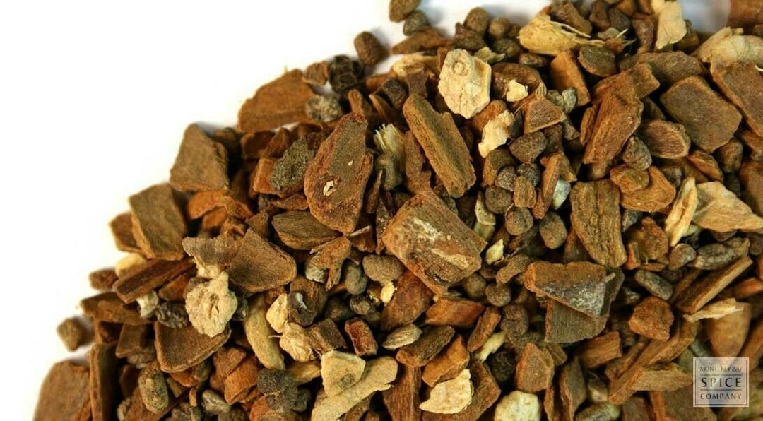 Yogi Blend Loose Leaf Tea // Caffeine Free // 1 OZ // Chai Tea