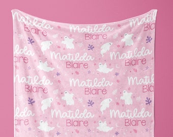 Cute Halloween Name Blanket, Personalized Ghost Blanket, Halloween Blanket for Girl, Cute Ghost Blanket, Girly Halloween Blanket