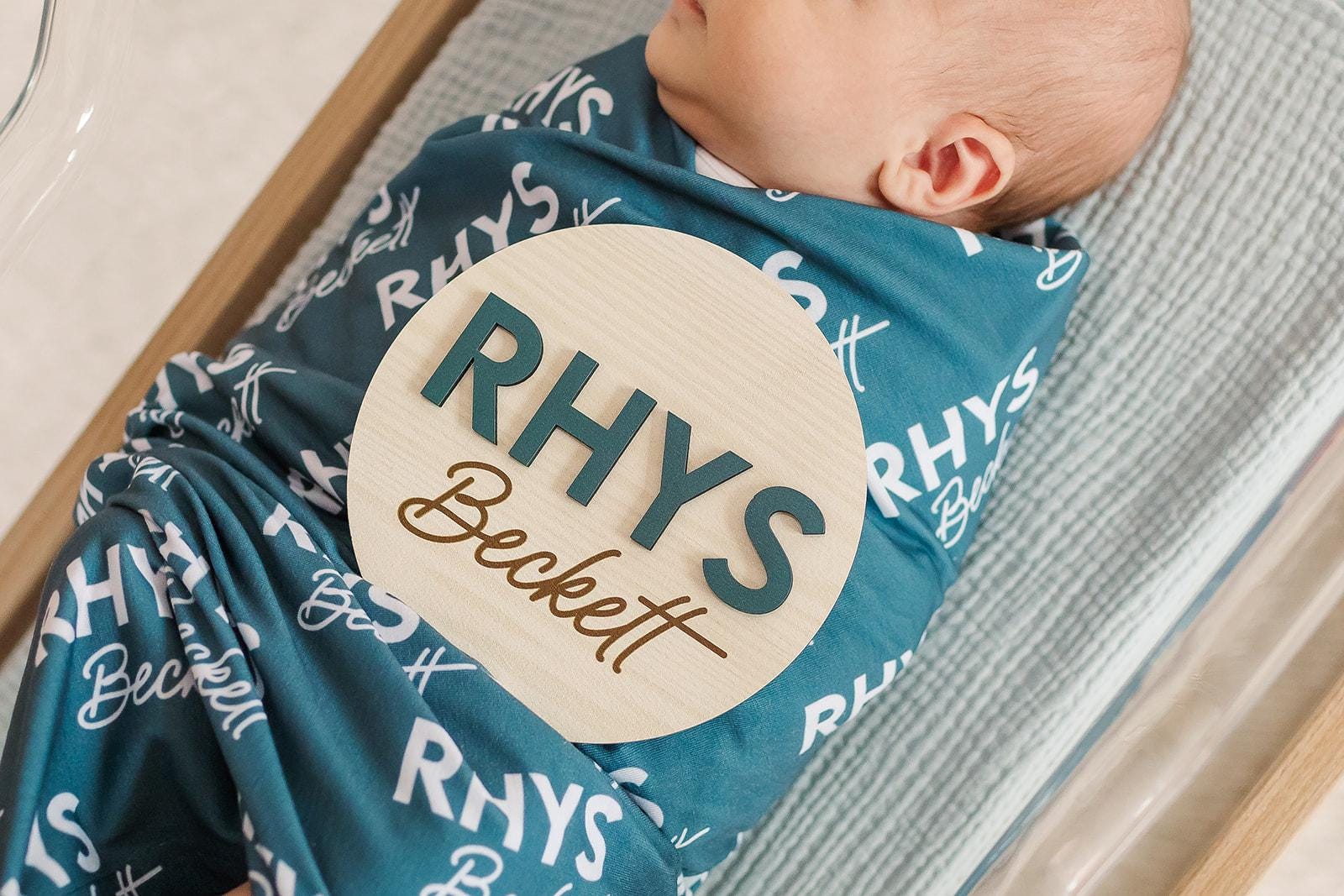 Baby Name Swaddle, Newborn Name Swaddle, Personalized Baby Name Swaddle, Hospital Blanket, Baby Shower Gift, Newborn Swaddle Blanket