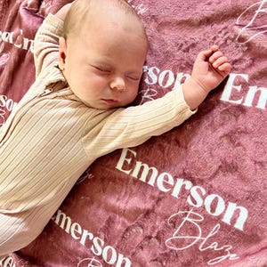 Baby Name Blanket, Newborn Name Swaddle, Personalized Baby Name Swaddle, Hospital Blanket, Baby Shower Gift, Custom Baby Gift, Gift for Baby