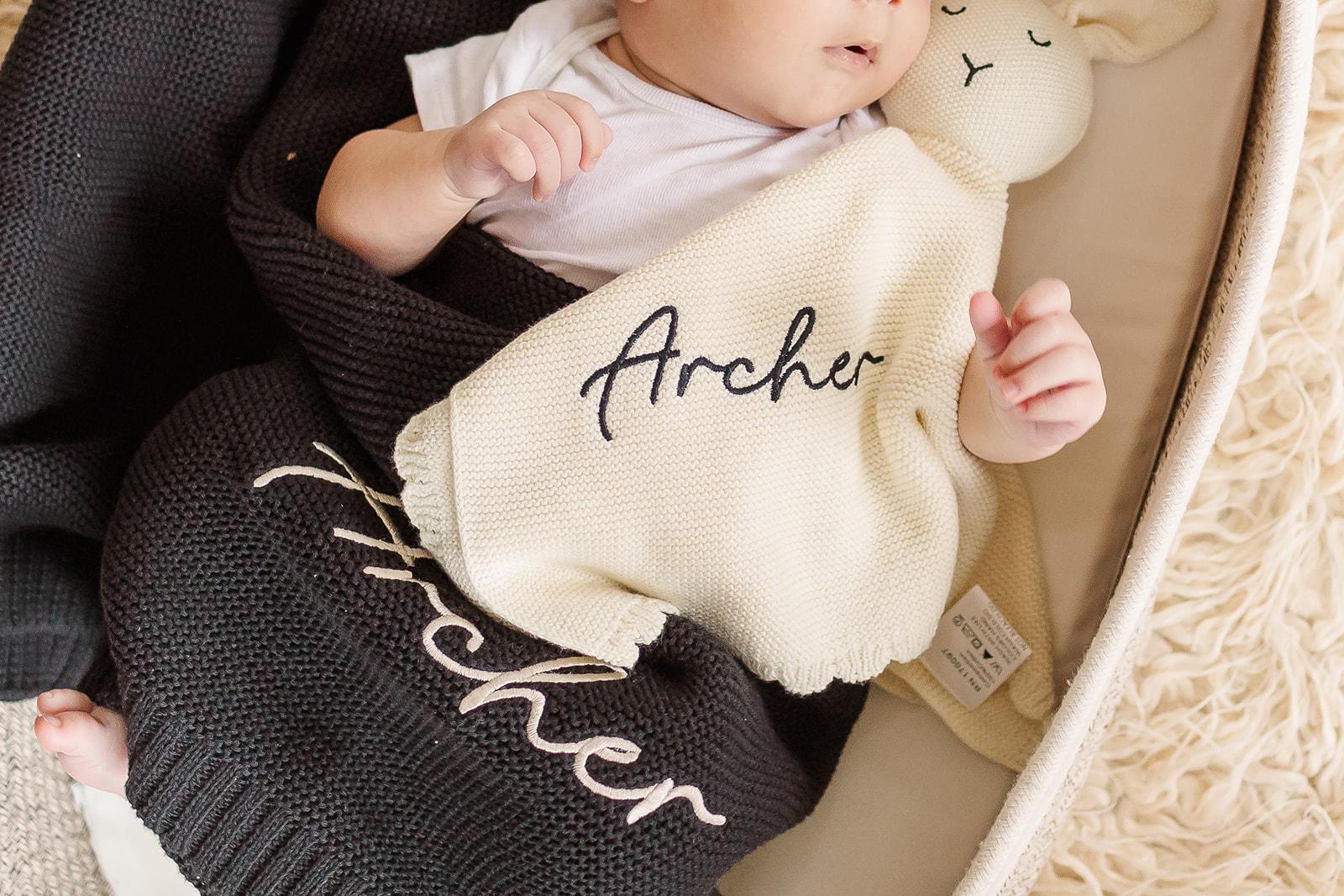 Embroidered Name Knit Blanket, Knitted Baby Name Blanket, Baby Name Blanket, Personalized Name, Name Blanket for Girl, Newborn Photos