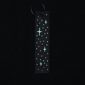Cosmic Departure Glow in the Dark Flight Tag – Double Sided Embroidered Keychain with Warp Burst and Starfield – Sci-Fi Minimalist Key Tag