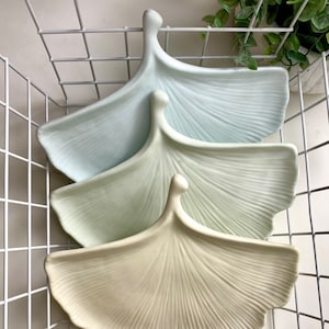 Blue Gingko Leaf Fan, Green Decorative Tray, Ring Dish, Key Tray, Jesmonite Home Decor, Jesmonite Gingko Fan, Catchall Tray, Aesthetic Tray