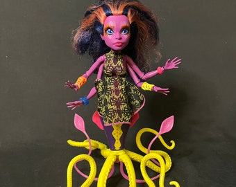 Monster High Great Scarrier Reef Kala Merri stock for custom or collection