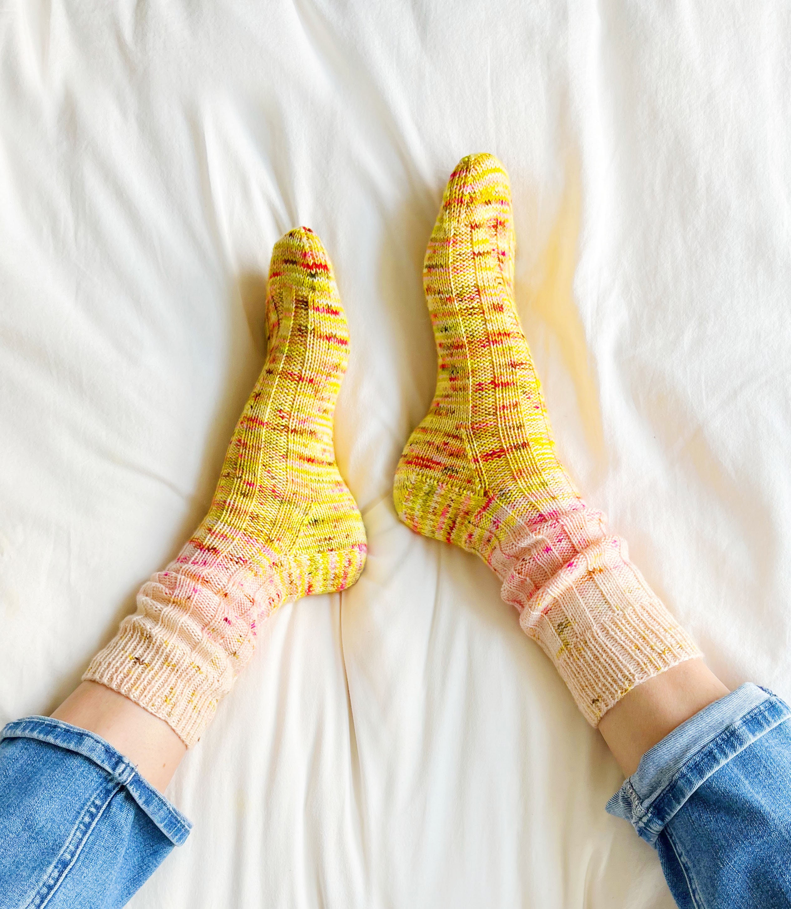 Wide Rib Sock Set ~ Easy Ribbed Sock Knitting Pattern, Beginner ...