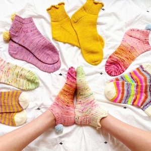 Easy Basic Shorty Sock Knitting Pattern Set