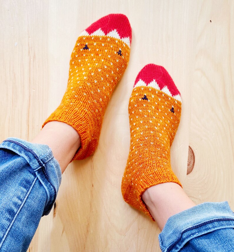 Feet Teeth Socks Beginner Colorwork Sock Knitting Pattern Easy Sock Knitting Pattern Halloween Sock Knitting Pattern image 5