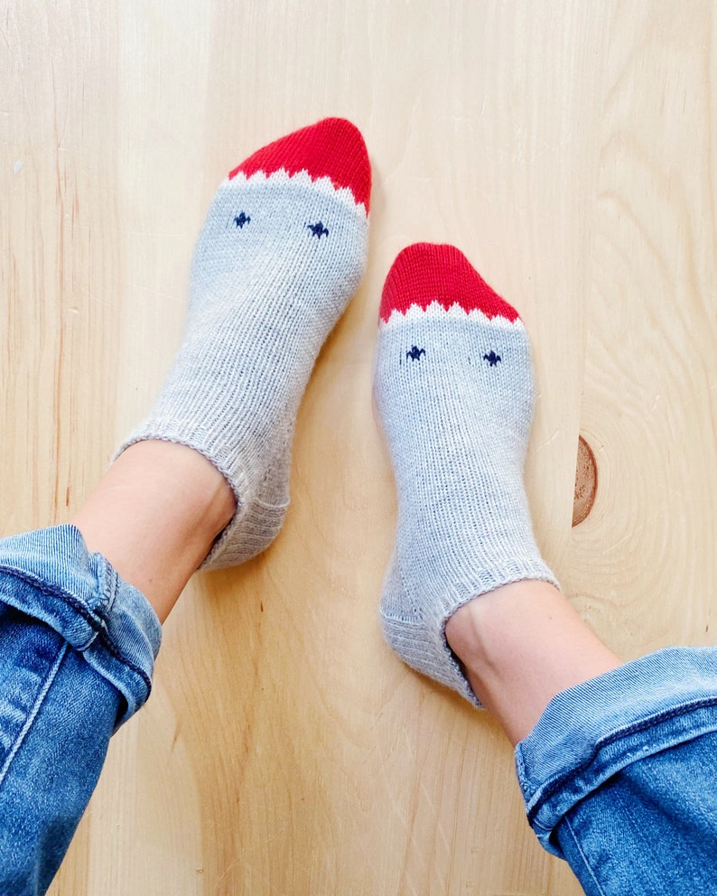 Feet Teeth Socks Beginner Colorwork Sock Knitting Pattern Easy Sock Knitting Pattern Halloween Sock Knitting Pattern image 9