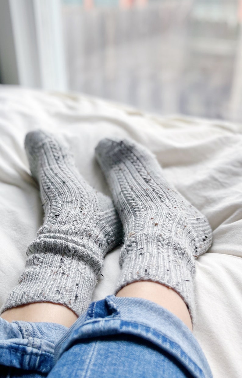 Easy, Classic, Beginner Friendly Sock Knitting Pattern The Hibernal Socks image 3