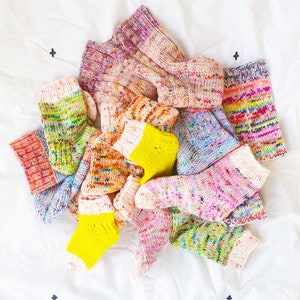 Easy DK or Worsted Sock Knitting Pattern ~ The Thickmas Socks