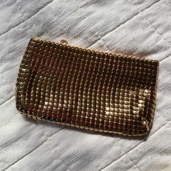 Vintage gold metal chain mesh evening clutch