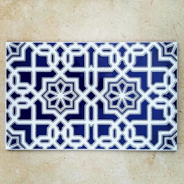 Carrelage émaillé marocain | Fabriqué à la main | Design d'intérieur | Traditionnelle | Décoration d'intérieur | Décoration murale pour sol | Motifs uniques | Culturelle