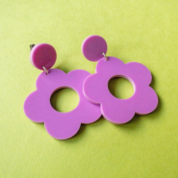 Pastel Purple Large Flower Stud Dangle Earrings |  60s Style | Retro Laser Cut Acrylic Jewellery | Kawaii Pastel Rainbow Y2K Fairycore