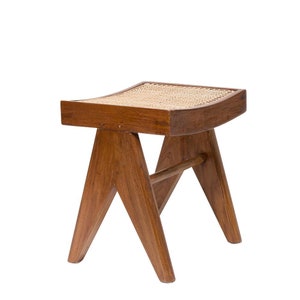 Low Stool - ambachtelijke meubels uit India, een hommage aan Pierre Jeanneret