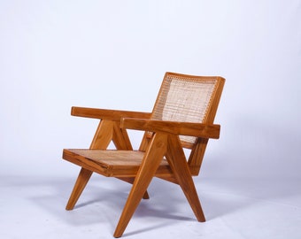 EASY chair - ambachtelijke meubels uit India, een hommage aan Pierre Jeanneret