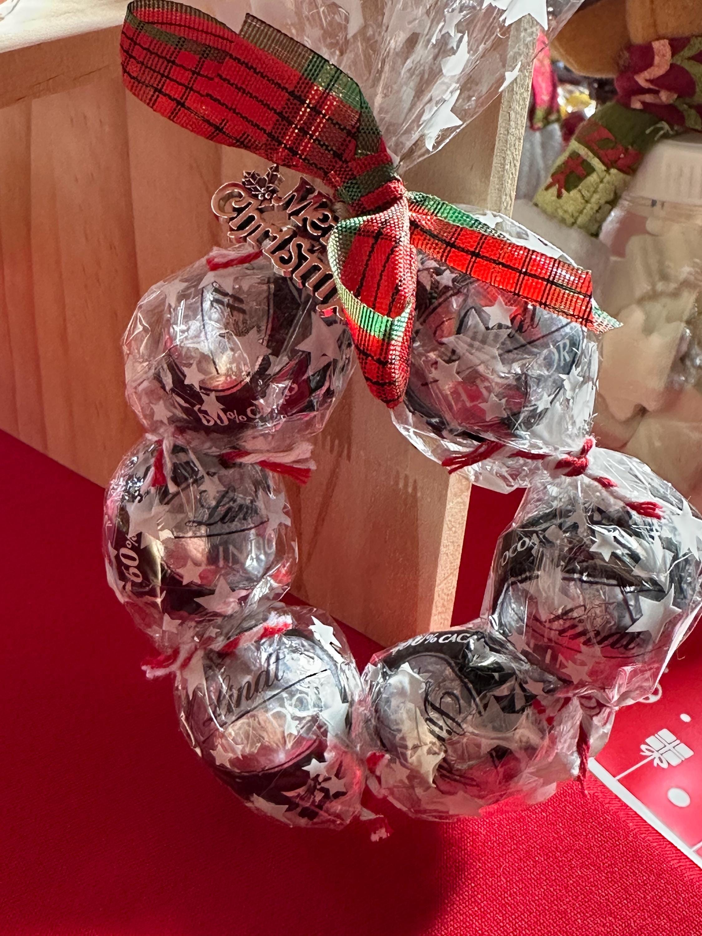 リンツ リンドール チョコレート クリスマスリース：クリスマス
