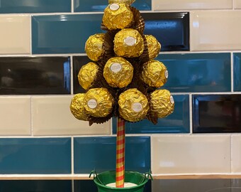 Festive Elegance: Ferrero Rocher Christmas Trees – Two Sizes of Sweet Luxury!