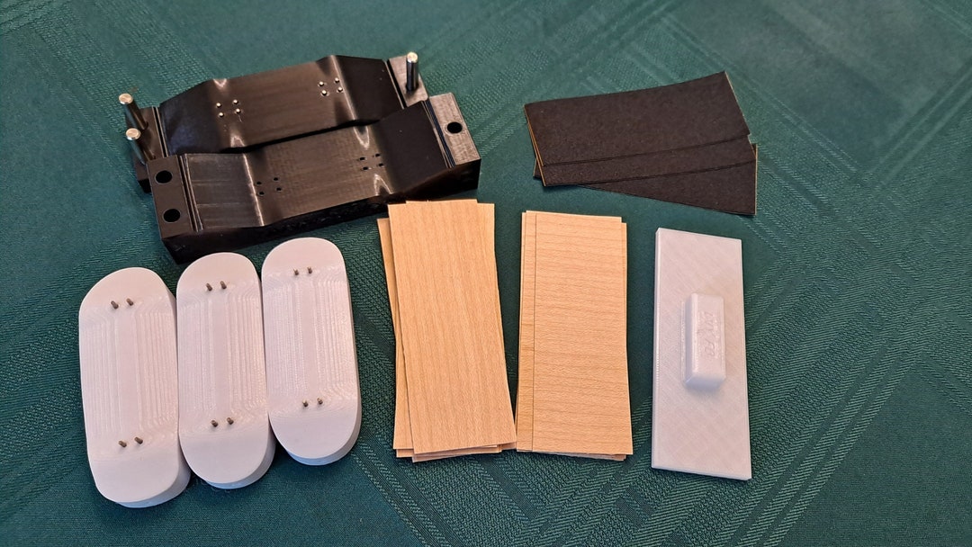 DIY Fingerboards Pro Mold Kit 115x40mm 3 Templates, Veneer, and