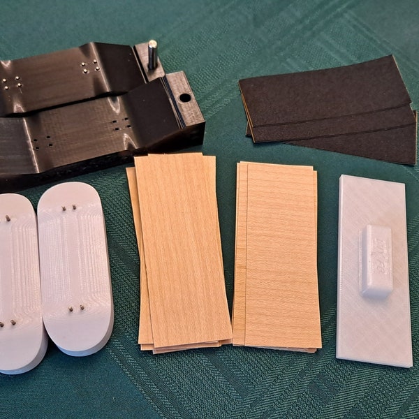 DIY Fingerboards Pro Mould Kit (115x40mm) bestehend aus 3 Schablonen, Furnier und Griptape!