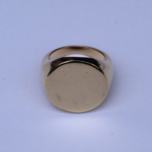 Engraved Name on Round Signet Ring, Men Pinky Ring, Chunky Signet ring, Summer ring, Men Signet ring, silver Signet rings Black Signet Ring