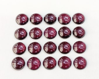 Naturlig röd granatcabochon: Rund lös ädelsten (10 x 10 mm)