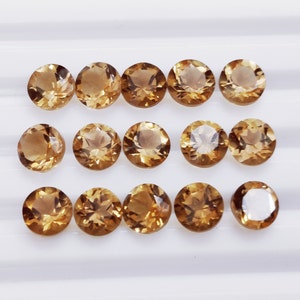 Faceted Champagne Quartz Gemstone: Round Cut, 6mm Loose Stone