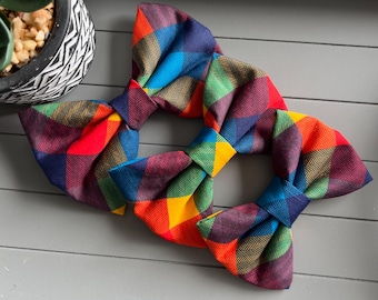 Harlequin Style Cotton Dog Bow Tie: Elastic Collar Attachment