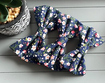 Floral Dog Bow Tie: Ditsy Floral Fabric, Pet Collar Accessory