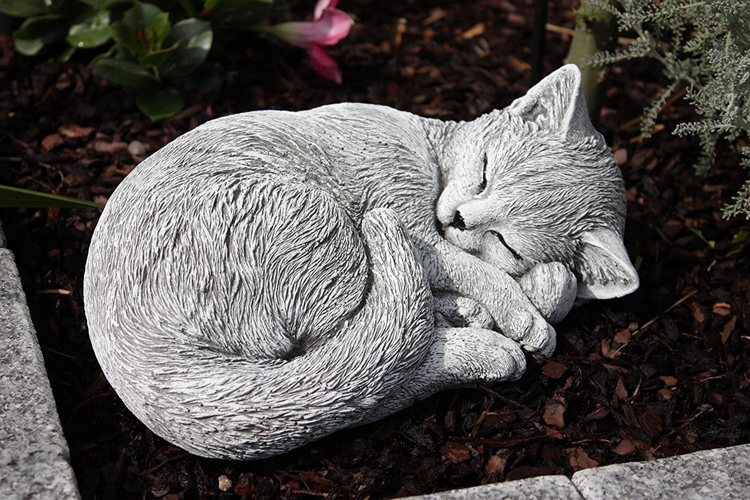 cat yard statue