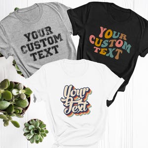 T-shirt imprimé rétro personnalisé, t-shirt avec texte personnalisé, t-shirt avec polices rétro, impression dans le dos, t-shirt avec texte personnalisé, cadeau d'anniversaire pour elle, t-shirts
