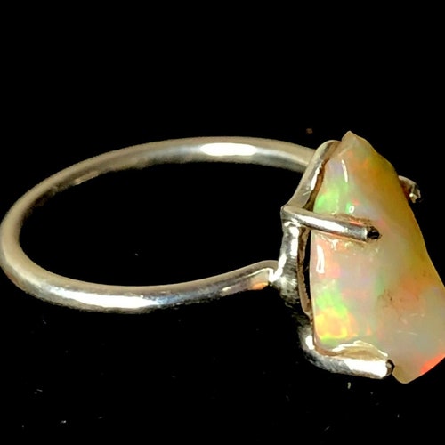 Raw Opal Ring, Natural Opal buy Ring, Ethiopian opal Ring, 925 Sterling Silver Opal Ring, Solid Silver Ring, Prong Ring, Opal Crystal RingsQR-12