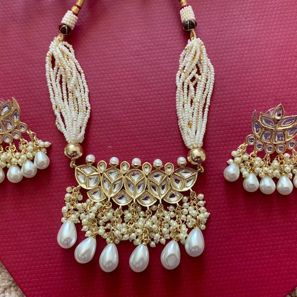 Gold Kundan Polki Choker/kundan jewelry set/Indian Jewelry/Choker set/Pakistani Jewelry/Bollywood Earrings set/ Pearl Necklace