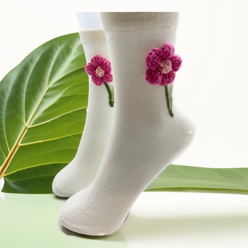 New Women Socks Korean Style Flower Trend Casual Cotton Socks Girls ...