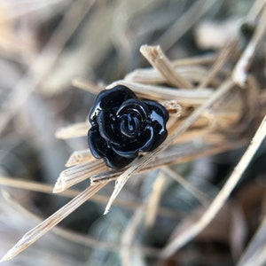 16G Black  Flower Ear Piercing, Helix,Tragus,Cartilage Piercing, Ball End, 6mm bar