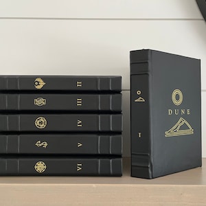 DUNE 6 Buch All Black Edition - Handgefertigter Lederband - Premium Ledergebundenes Buch