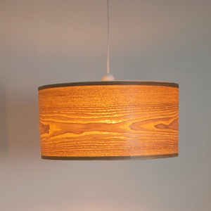 Extra large 40cm wooden ceiling pendant light shade in ash oak bamboo cream wood colour, veneer lampshade fitting with cord ceiling plate