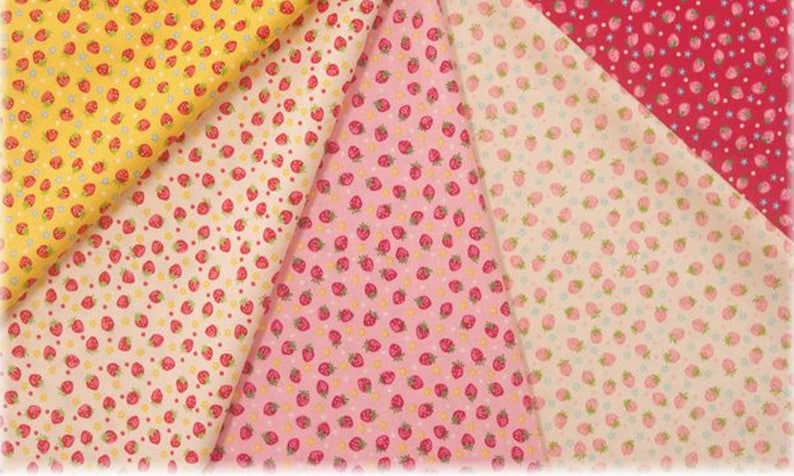AMSTRAW-FQ Strawberries by Atsuko Matsuyama - Fat Quarter Bundle Little Strawberry Generation Collection 5 Fabrics