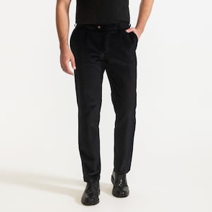 Navy Blue Corduroy Pants – Organic Cotton, Vegan & Sustainable | Single-Pleated Men&#39;s Trousers, Regular Fir, Retro Style