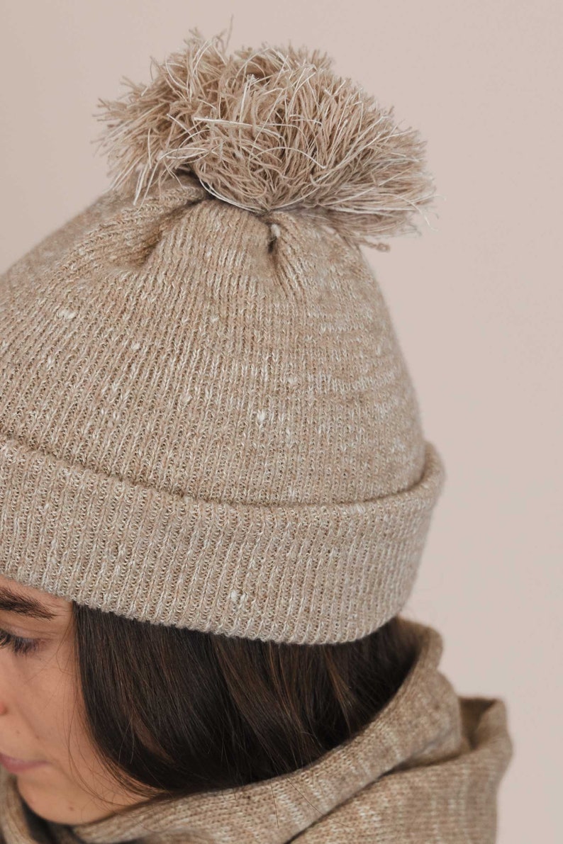 The Hemp Wool Bobble Beanie - Beige