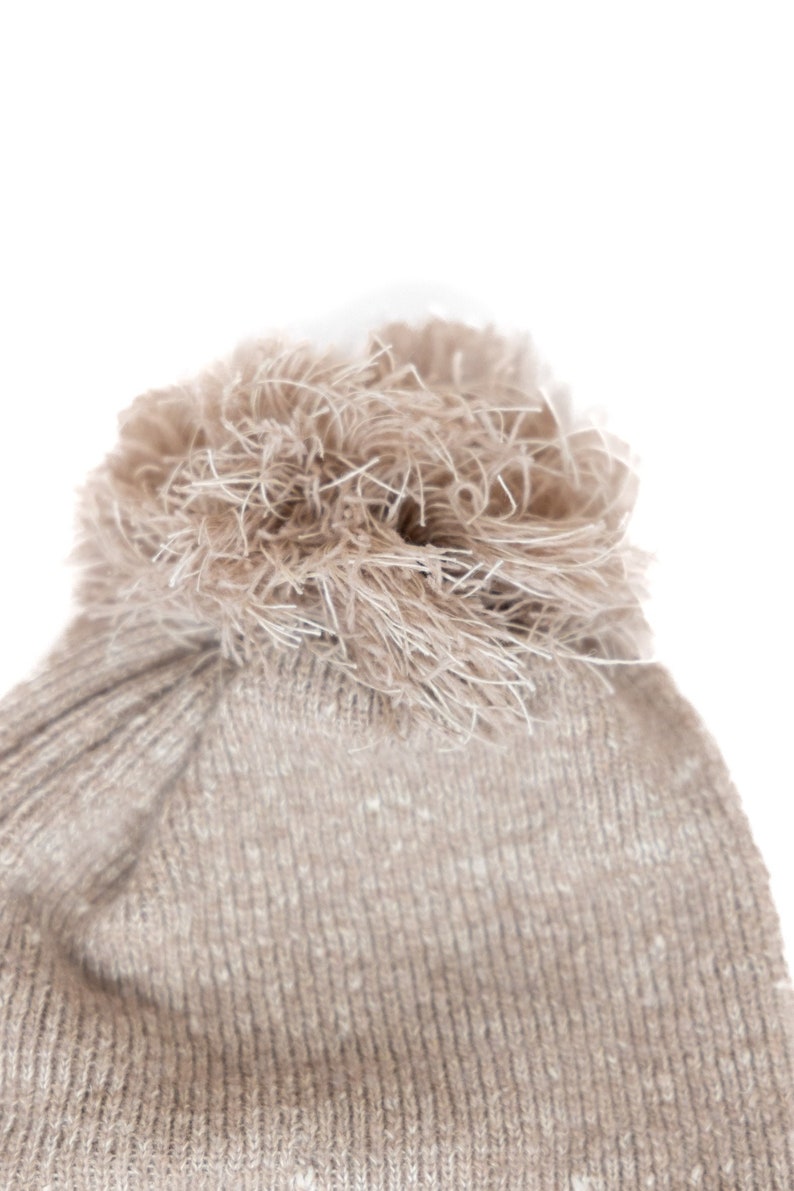 The Hemp Wool Bobble Beanie - Beige