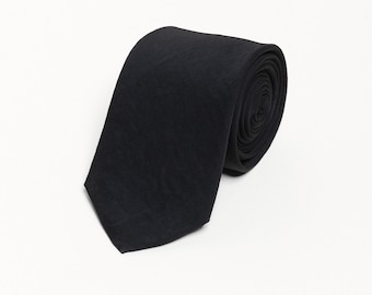 Corbata de hombre 100% seda negra, hecha a mano, sostenible, orgánica, regalo para él, corbata vegana, funky, evento de corbata negra, elegante, seda italiana