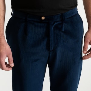 Royal Blue Corduroy Pants – Organic Cotton, Vegan & Sustainable | Single-Pleated Men&#39;s Trousers, Regular Fir, Retro Style