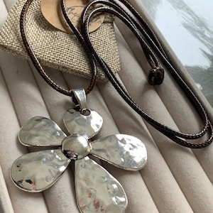 Large Flower Pendant Adjustable Necklace