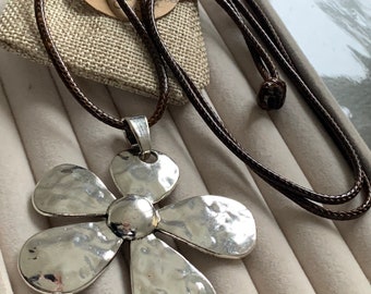 Large Flower Pendant Adjustable Necklace